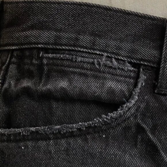 NWT Wrangler Women's Destructed Denim Loose Roll Short Moonlight - Picture 5 of 10